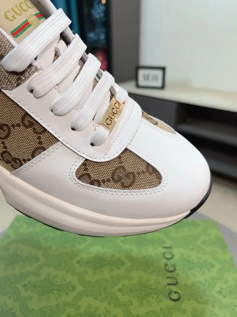 Men's shoes 💰438🌹🌹[GUCCI] Gucci's new lace-up casual men's shoes are on the market first, and the materials and workmanship are superior to all versions on the market. The highest quality shipped first-layer cowhide with imported original perforated materials➕Genuine leather lining, privately molded soft outsole, high foot comfort, imported special materials highlight the brand's unique charm, high-end customization 38-44
